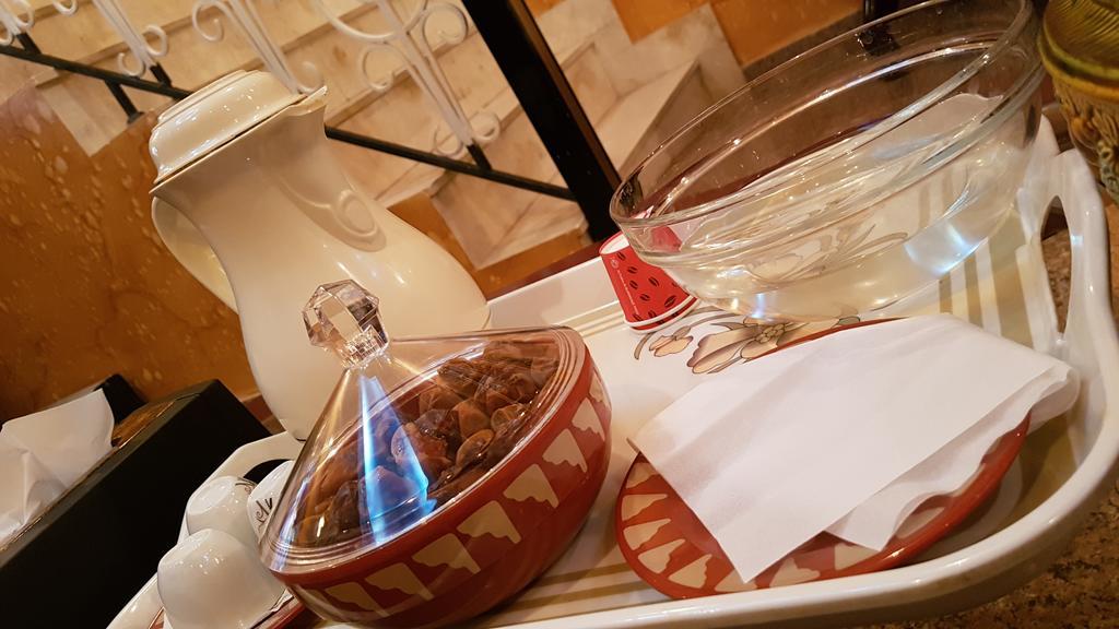 Al Majd Hotel Ibri Bagian luar foto