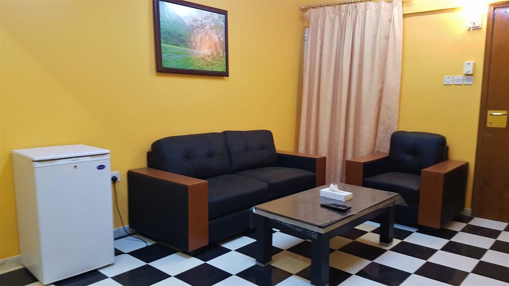 Al Majd Hotel Ibri Bagian luar foto